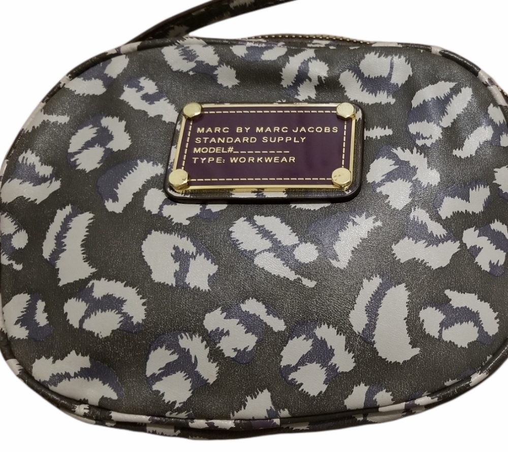 MARC by MARC JACOBS Pouchette Crossbody cow leather handbag animal print purple - Picture 4 of 16